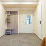 Otel Simple