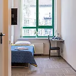 Otel Simple